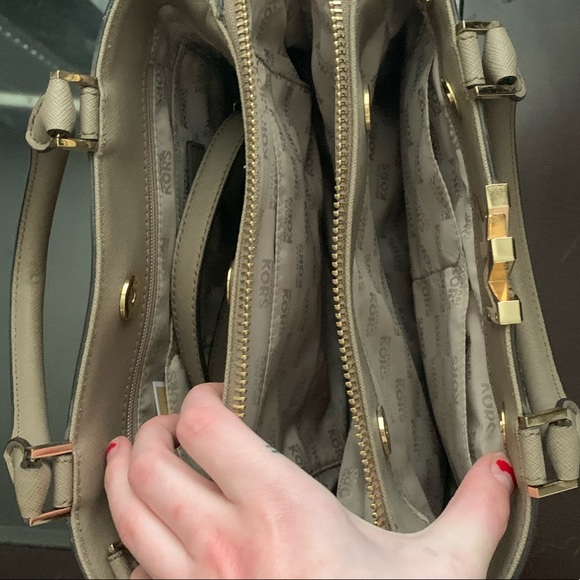 Michael Kora Florence MD Satchel Leather - Picture 4 of 4